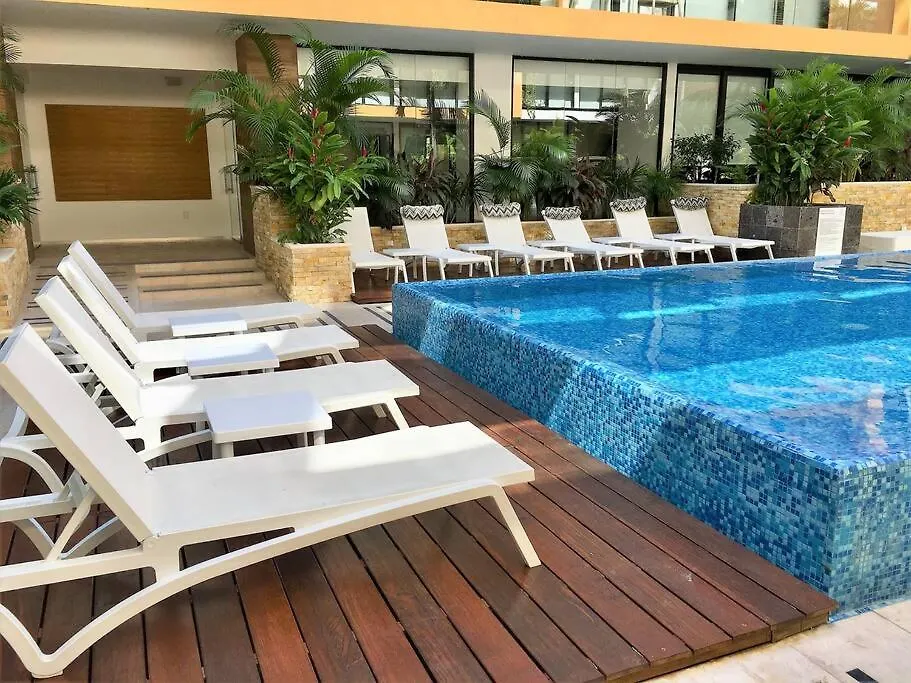 Apartment Your Exclusive Studio In The City - Top Amenities & Services For Free!! Playa del Carmen Mexiko