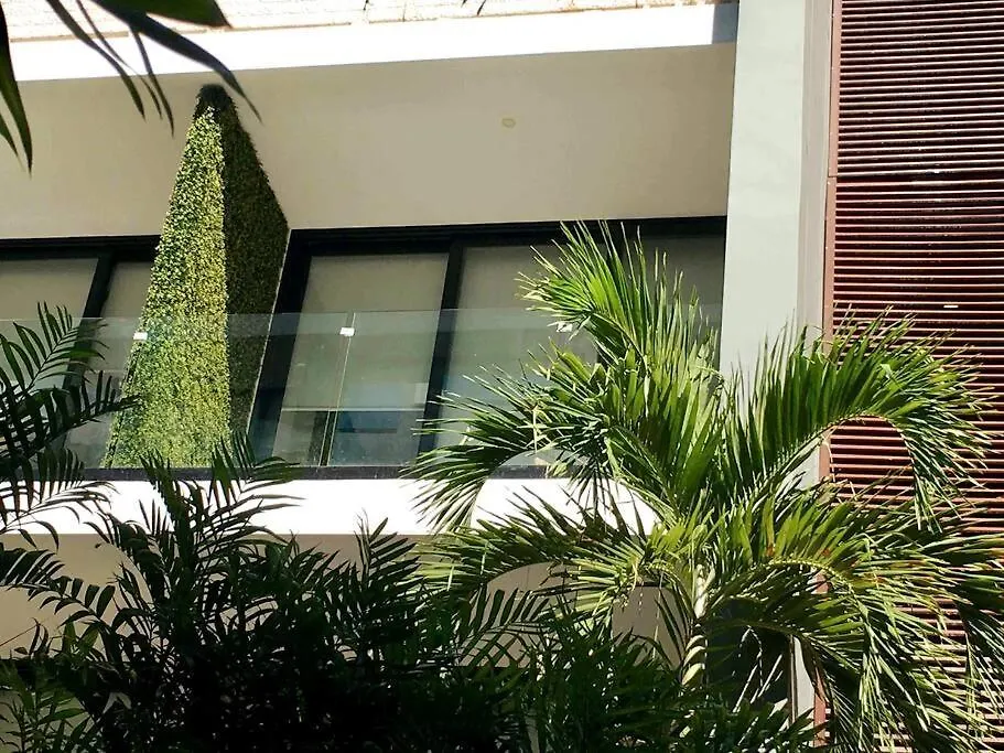 Your Exclusive Studio In The City - Top Amenities & Services For Free!! Playa del Carmen Mexiko