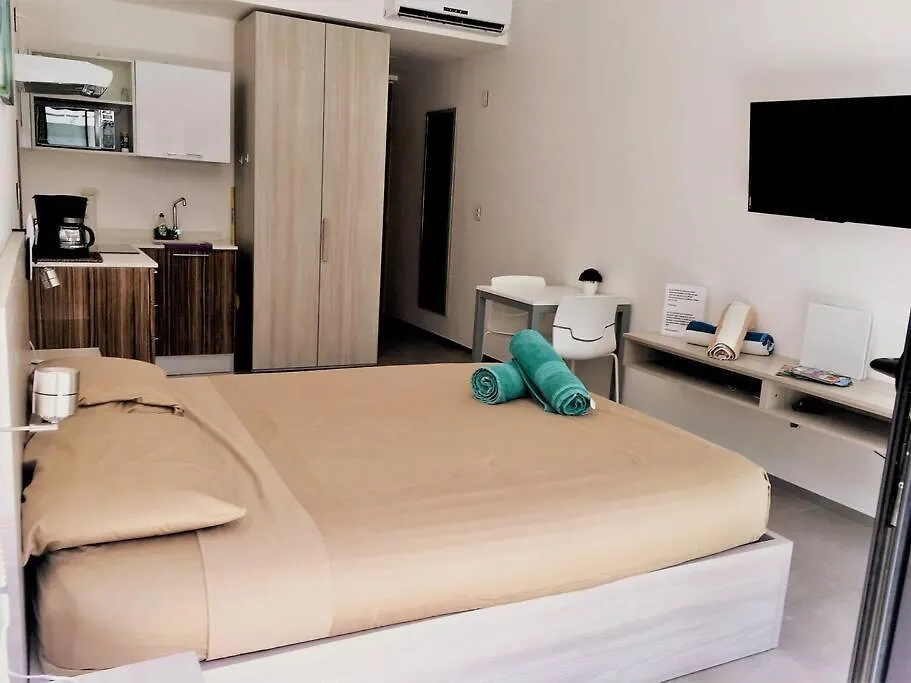 Your Exclusive Studio In The City - Top Amenities & Services For Free!! Playa del Carmen